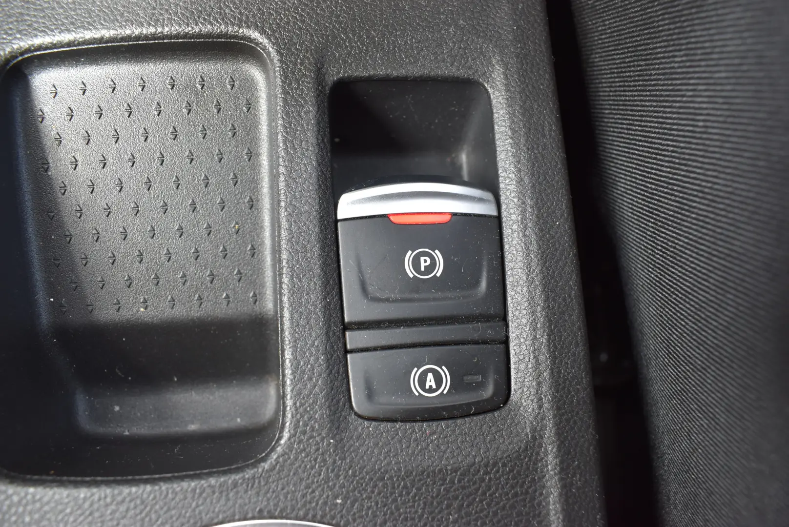 MITSUBISHI ASX 1.6 HIBRID