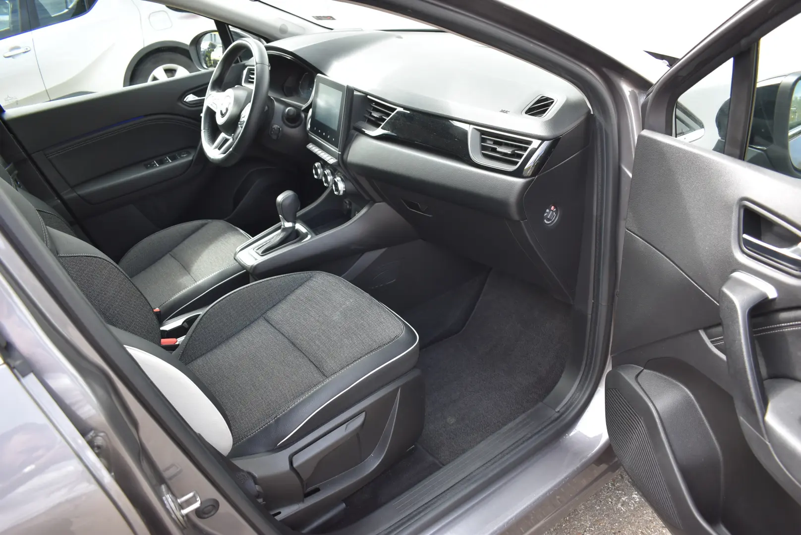 MITSUBISHI ASX 1.6 HIBRID