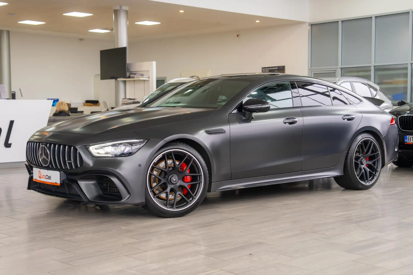 Mercedes-Benz AMG GT 63 4MATIC+ 9G-TRONIC