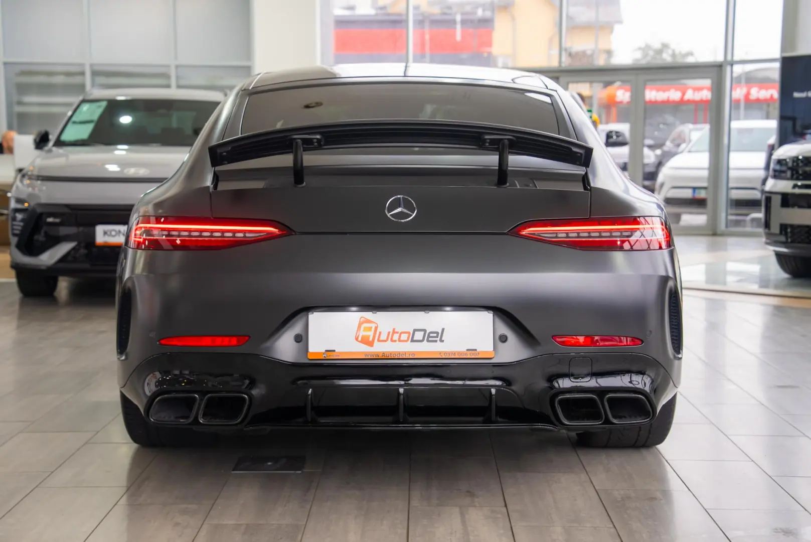Mercedes-Benz AMG GT 63 4MATIC+ 9G-TRONIC