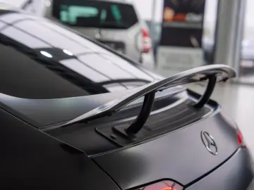 Mercedes-Benz AMG GT 63 4MATIC+ 9G-TRONIC