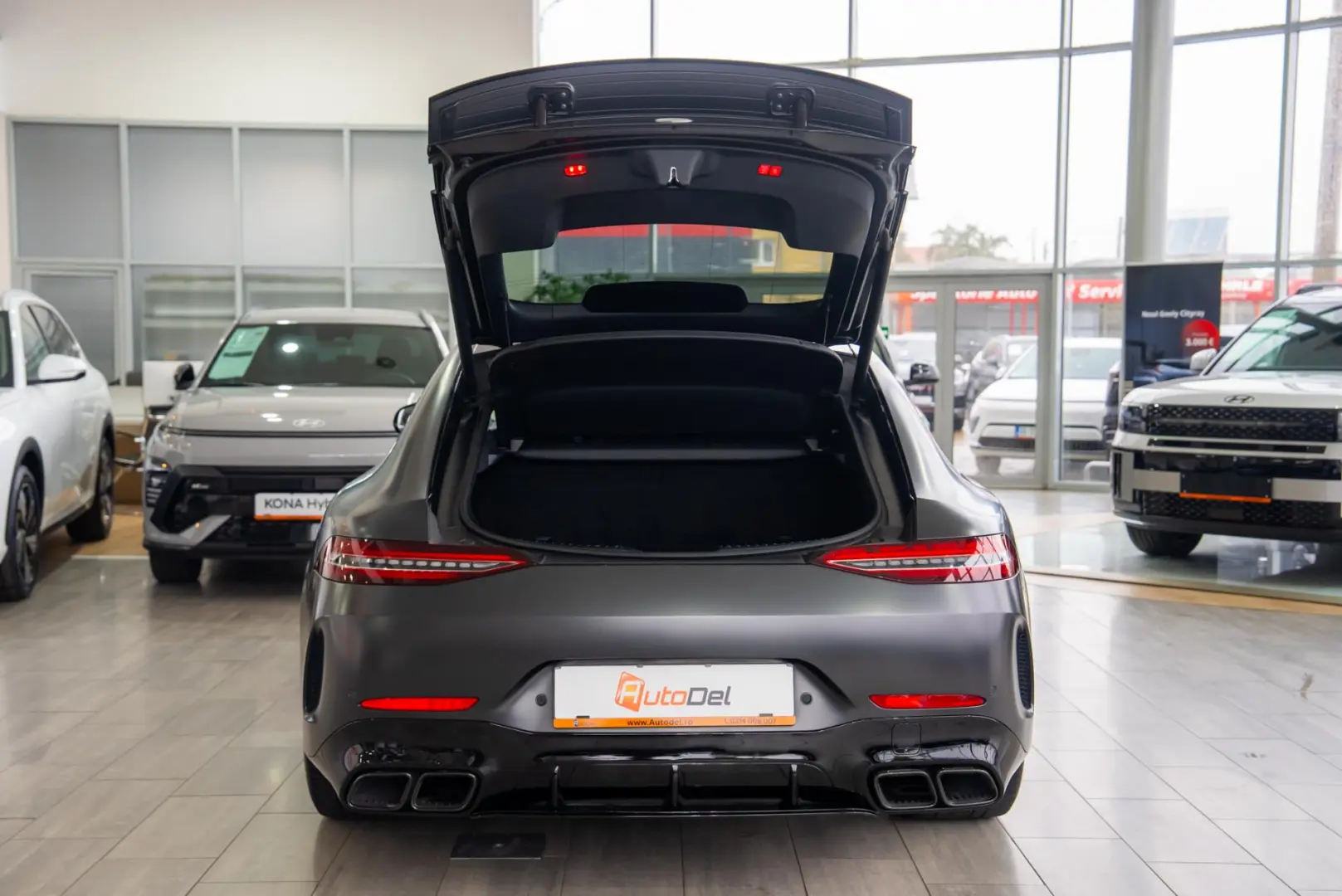 Mercedes-Benz AMG GT 63 4MATIC+ 9G-TRONIC