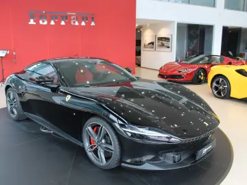 Roma 3.9 T V8 DCT