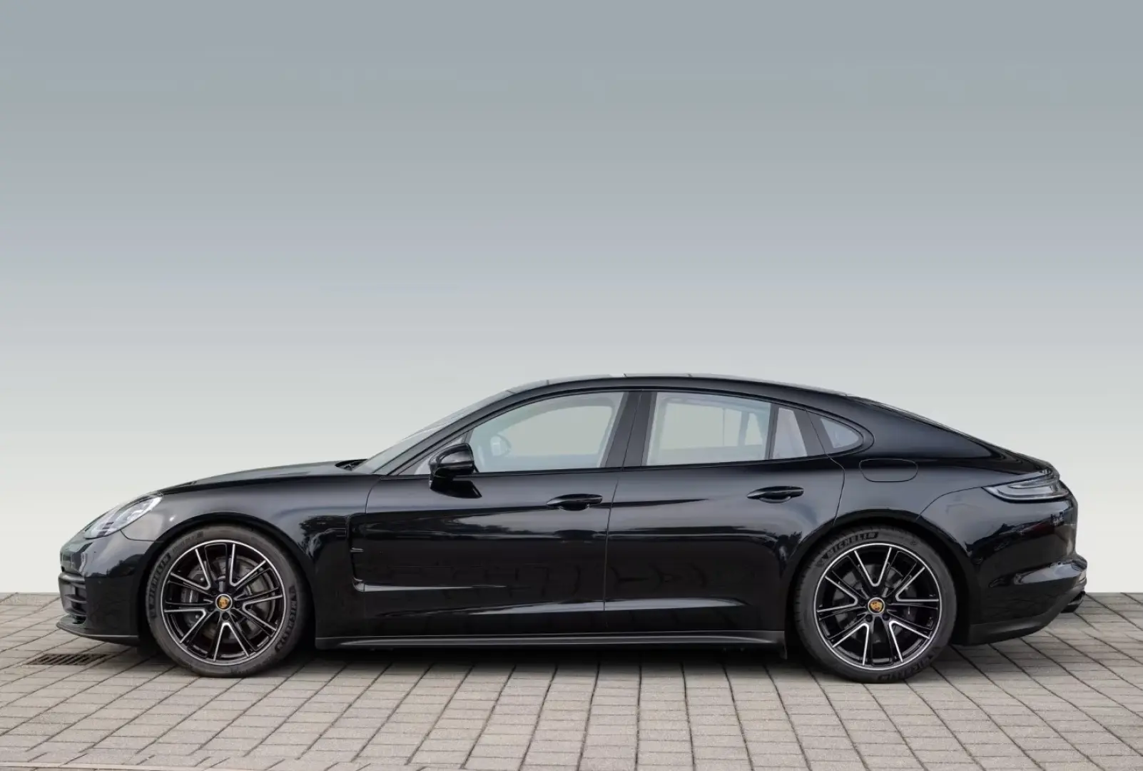 Panamera 4 E-Hybrid Platinum Edition HA-Lenkung