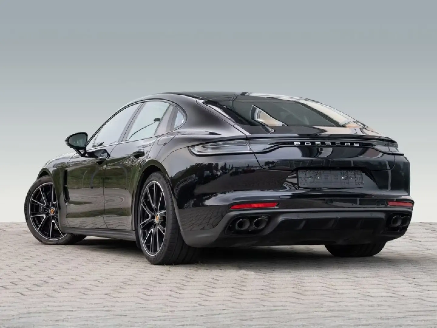 Panamera 4 E-Hybrid Platinum Edition HA-Lenkung