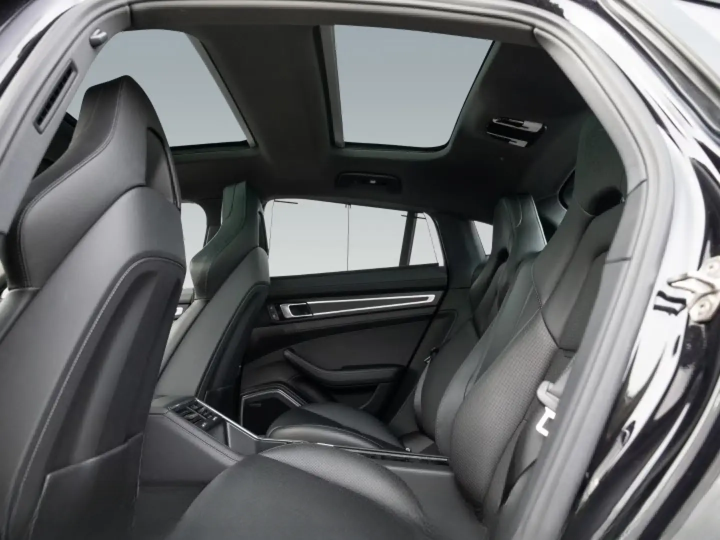 Panamera 4 E-Hybrid Platinum Edition HA-Lenkung