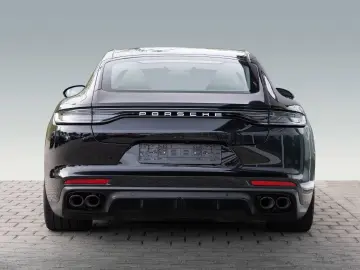 Panamera 4 E-Hybrid Platinum Edition HA-Lenkung