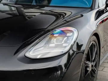 Panamera 4 E-Hybrid Platinum Edition HA-Lenkung