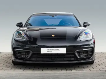 Panamera 4 E-Hybrid Platinum Edition HA-Lenkung