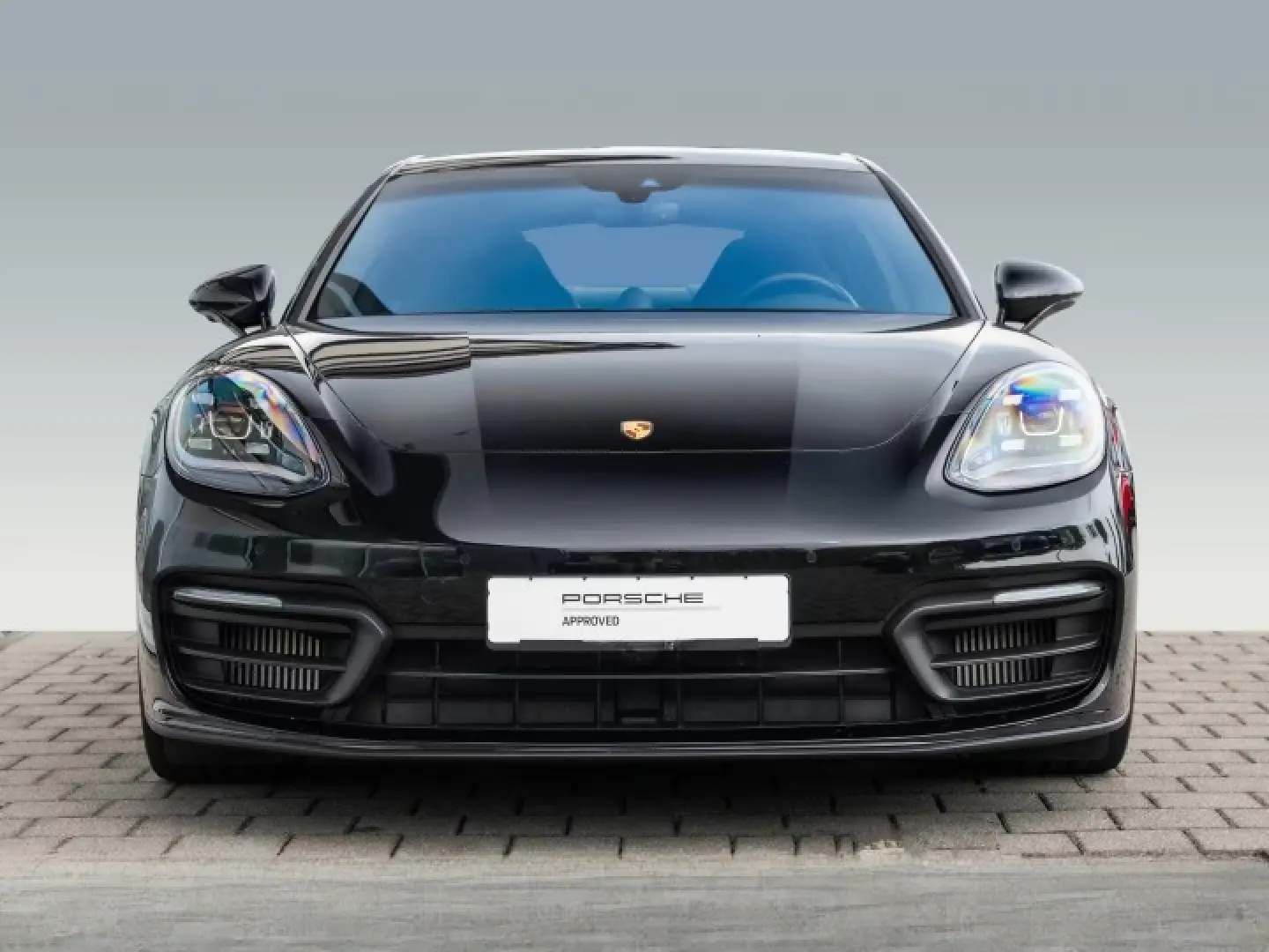 Panamera 4 E-Hybrid Platinum Edition HA-Lenkung