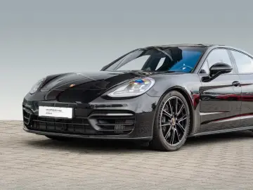 Panamera 4 E-Hybrid Platinum Edition HA-Lenkung