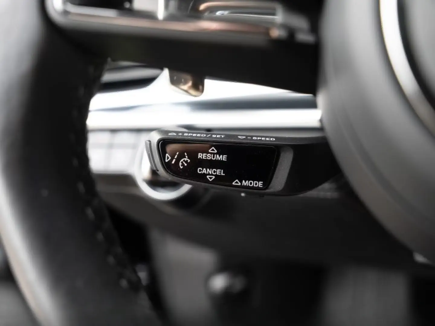 Panamera 4 E-Hybrid Platinum Edition HA-Lenkung