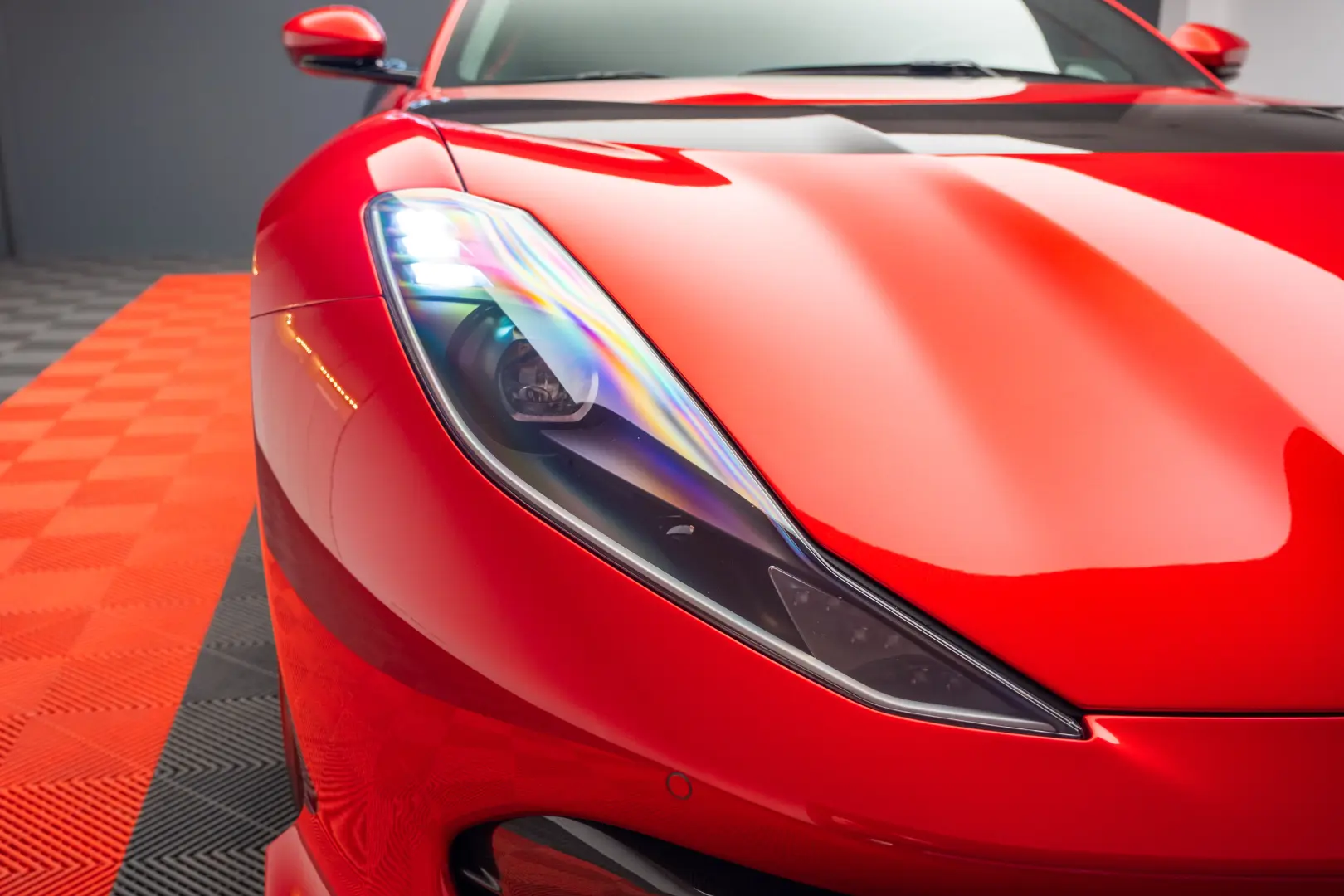 Ferrari 812 Competizione 1/1 Tailor Made