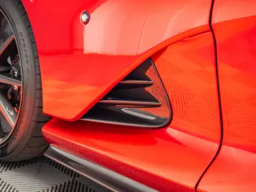 Ferrari 812 Competizione 1/1 Tailor Made
