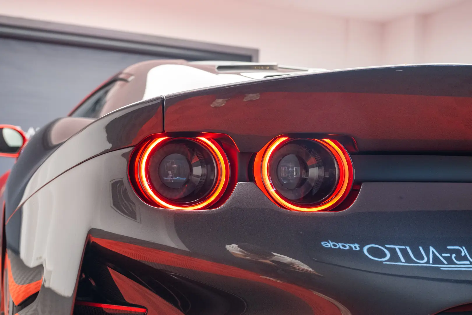 Ferrari 812 Competizione 1/1 Tailor Made