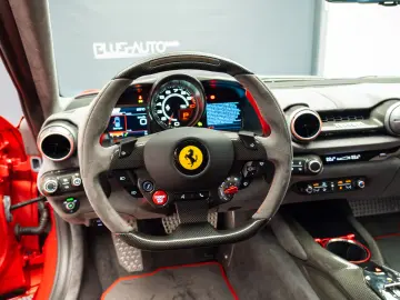 Ferrari 812 Competizione 1/1 Tailor Made