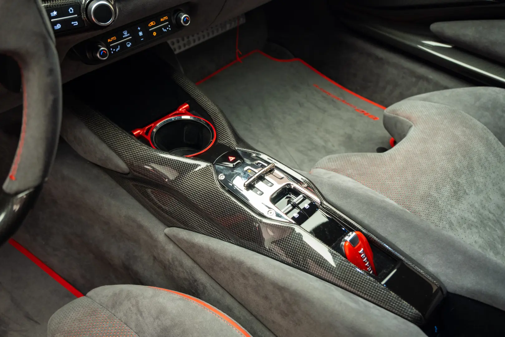 Ferrari 812 Competizione 1/1 Tailor Made
