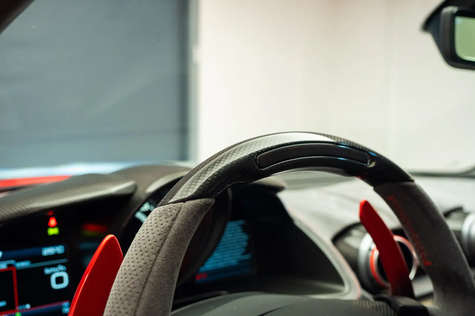 Ferrari 812 Competizione 1/1 Tailor Made