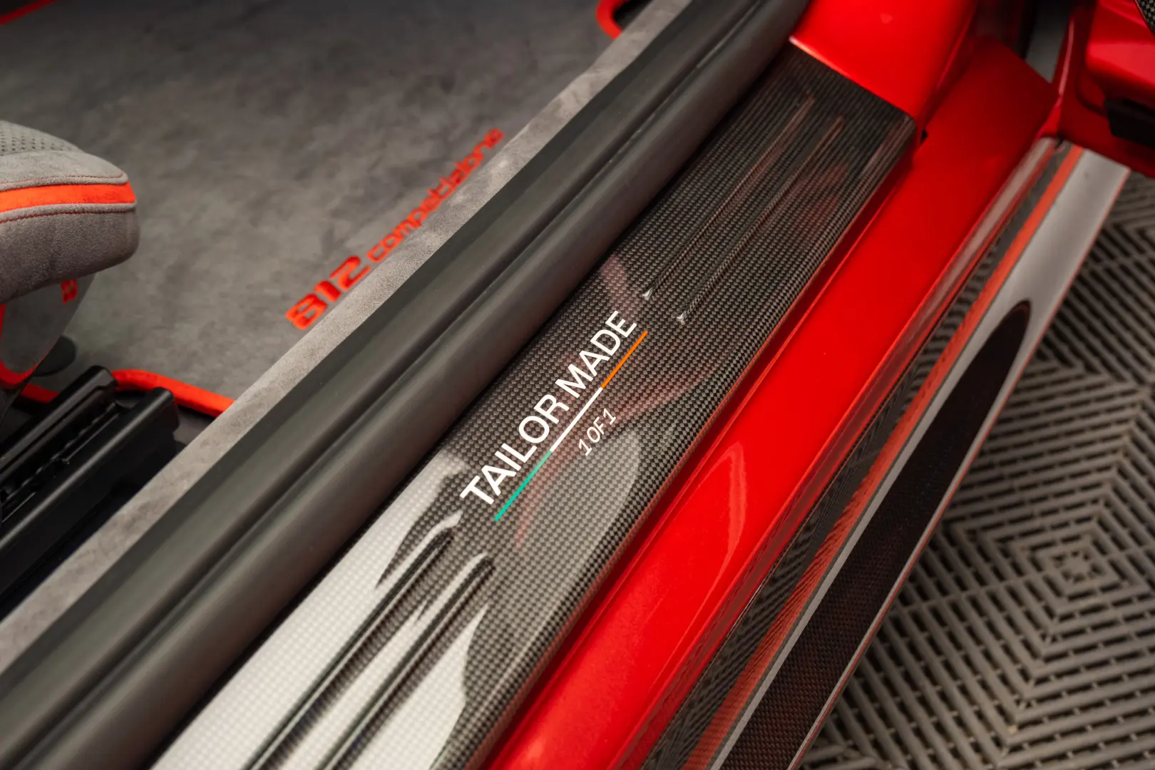 Ferrari 812 Competizione 1/1 Tailor Made