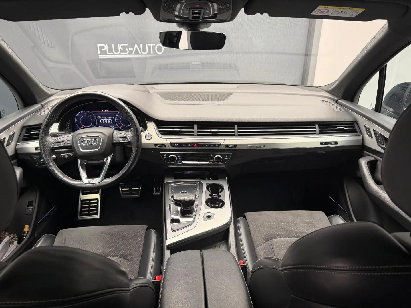 AUDI Q7 Quattro 3.0 TDI - S Line