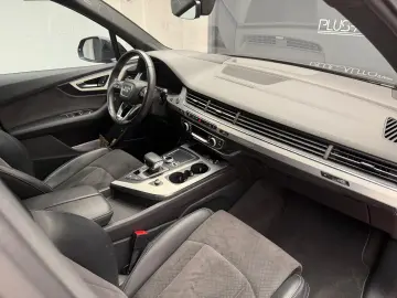 AUDI Q7 Quattro 3.0 TDI - S Line