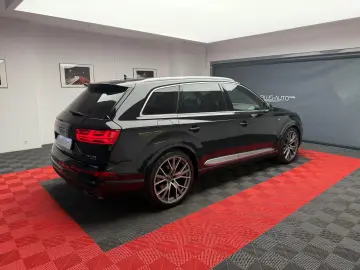 AUDI Q7 Quattro 3.0 TDI - S Line