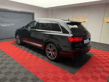 AUDI Q7 Quattro 3.0 TDI - S Line