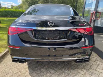 S63e AMG  4M LONG +TV 21 Zoll ICE BOX NP264T