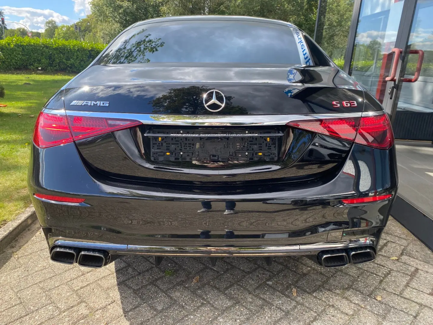 S63e AMG  4M LONG +TV 21 Zoll ICE BOX NP264T