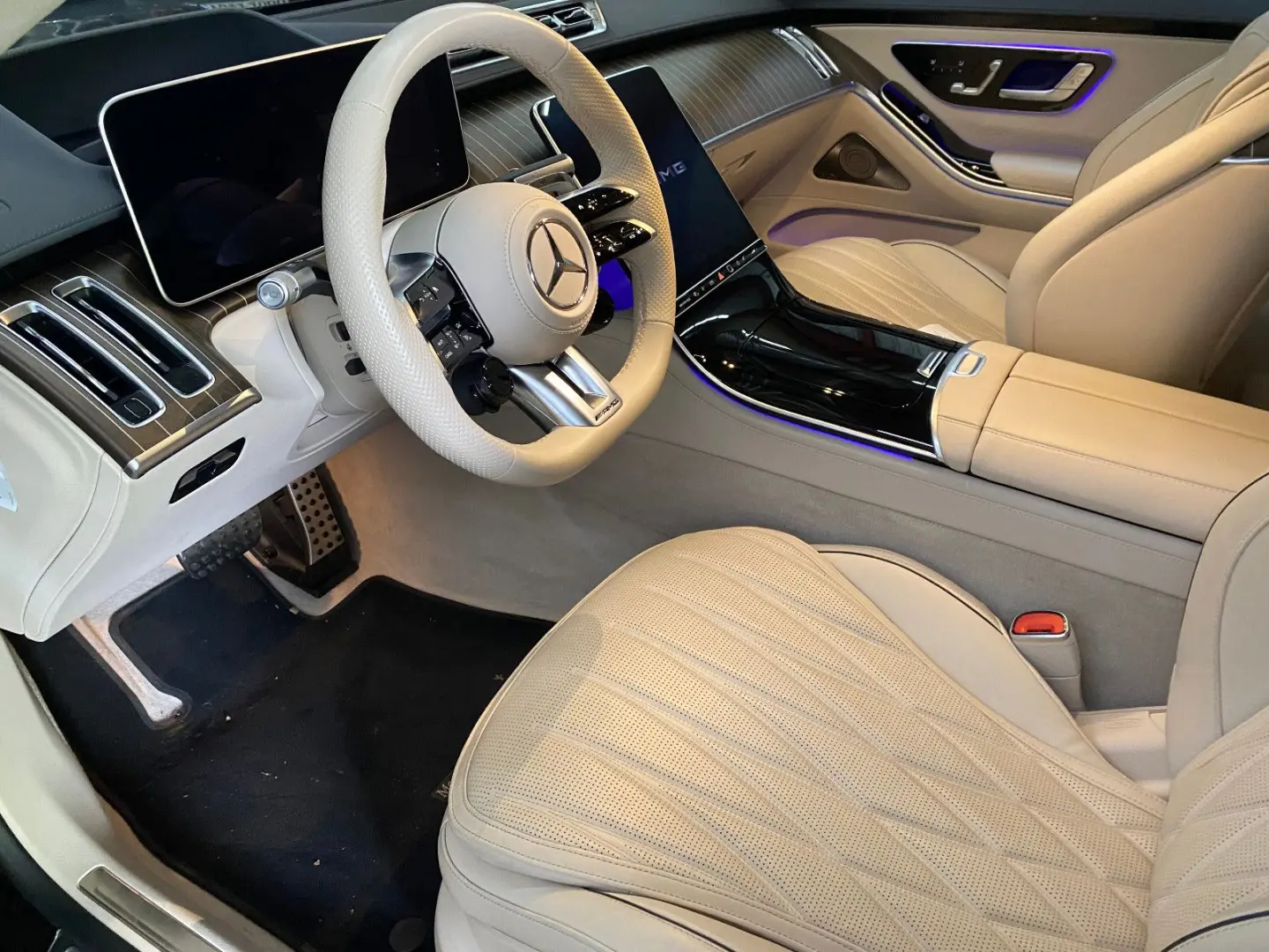 S63e AMG  4M LONG +TV 21 Zoll ICE BOX NP264T
