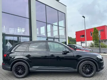 Q7 50 TDI quattro S line Black/HeadUp/TV/Matrix