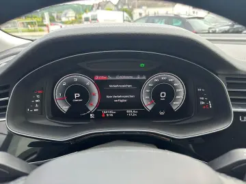 Q7 50 TDI quattro S line Black/HeadUp/TV/Matrix