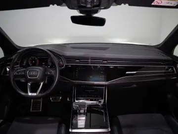 Q7 50 TDI QU COMPETITION+ S LINE BLACK PANO AHK 