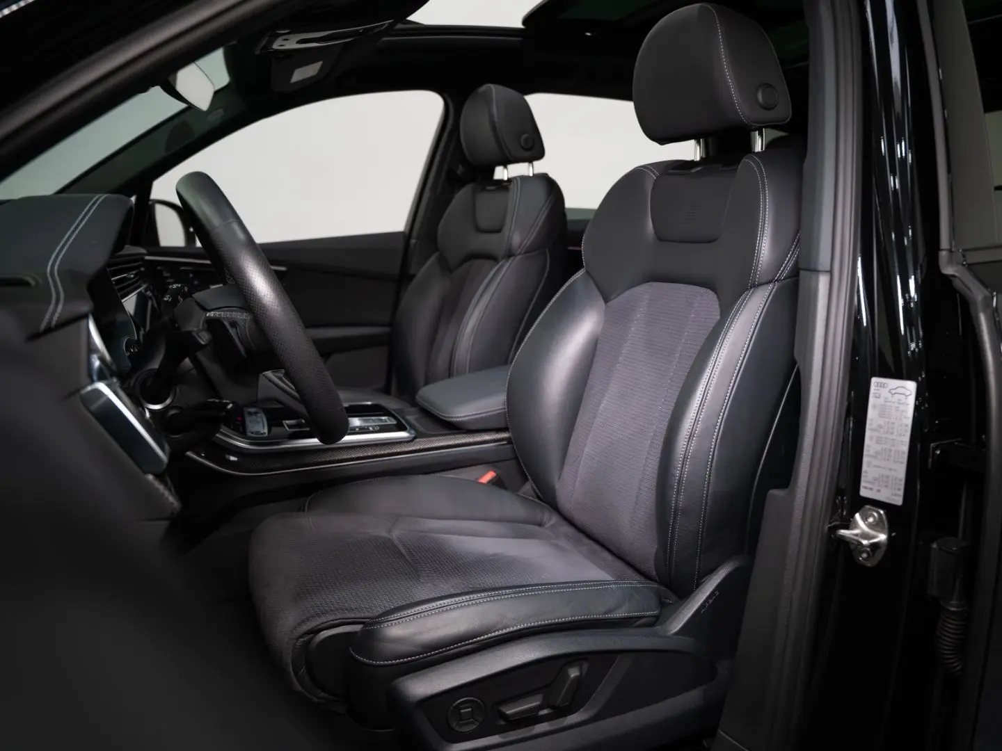 Q7 50 TDI QU COMPETITION+ S LINE BLACK PANO AHK 