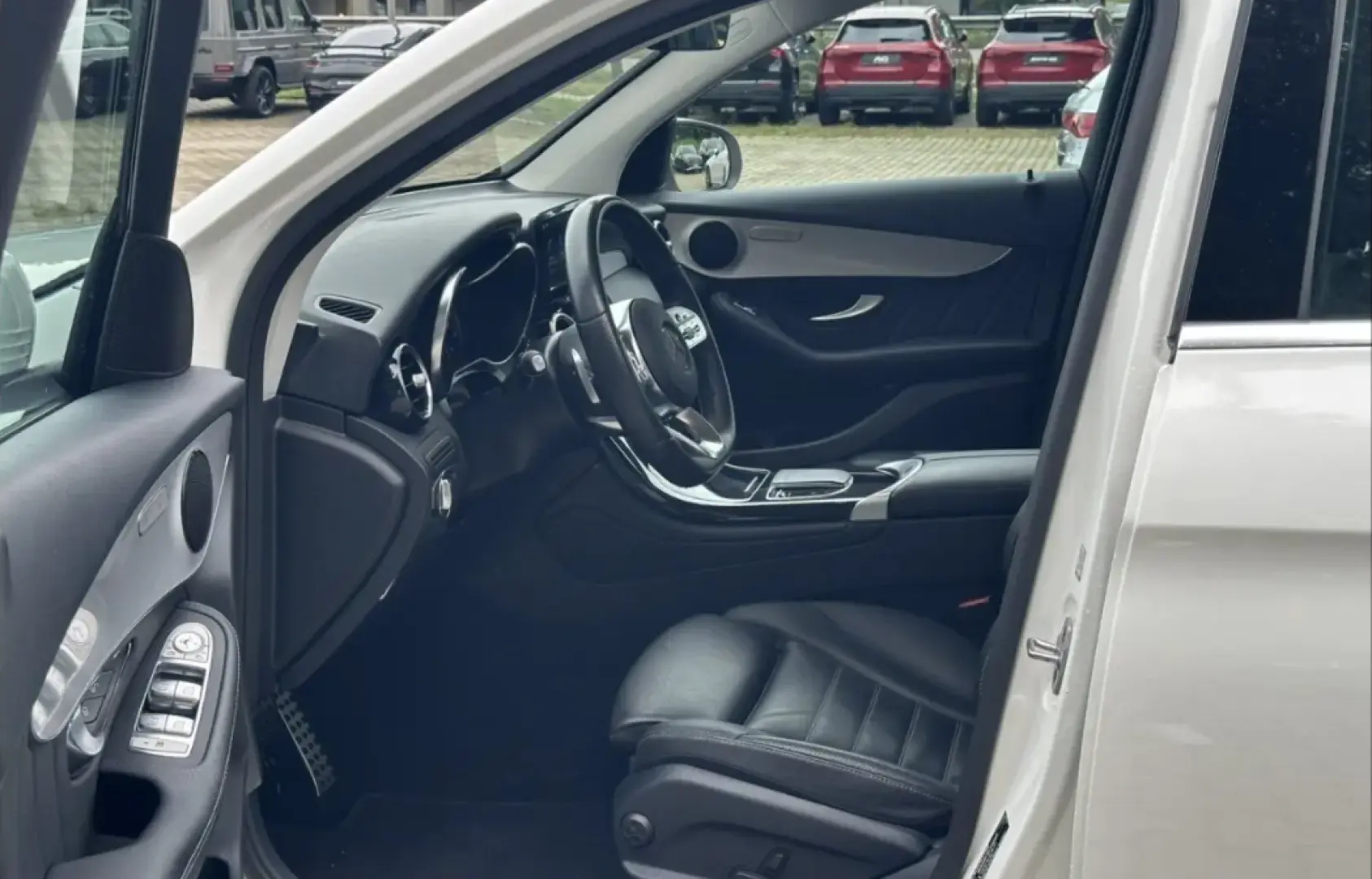 GLC 220 d 4M AMG LED AHK MBUX 9G Keyless