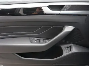 Arteon 1.4 TSI eHybrid Elegance ACC IQ.LIGHT LED