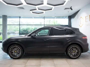 Porsche Cayenne 3.0 V6