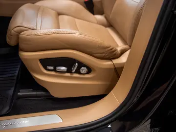 Porsche Cayenne 3.0 V6