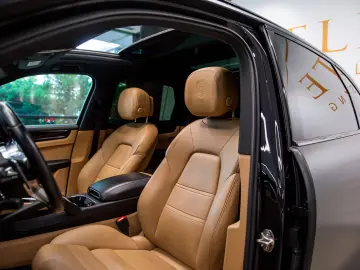 Porsche Cayenne 3.0 V6