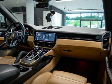 Porsche Cayenne 3.0 V6