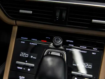 Porsche Cayenne 3.0 V6