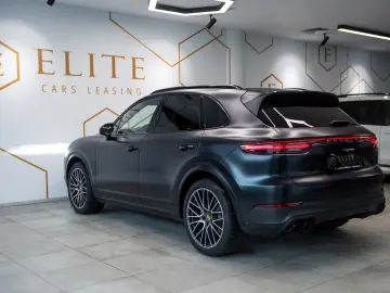 Porsche Cayenne 3.0 V6