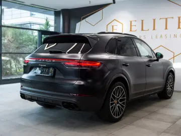 Porsche Cayenne 3.0 V6