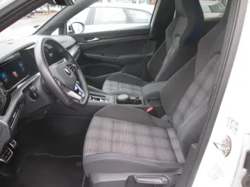 Golf VIII GTE 1.4 eHybrid DSG AHK HEAD UP NAVI