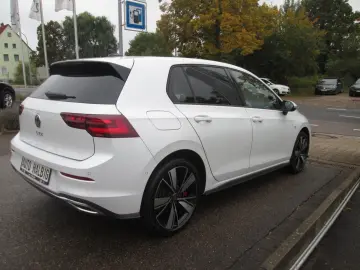 Golf VIII GTE 1.4 eHybrid DSG AHK HEAD UP NAVI