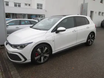 Golf VIII GTE 1.4 eHybrid DSG AHK HEAD UP NAVI