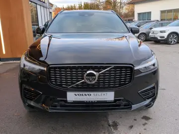 XC60 R Design Recharge Plug-In Hybrid AWD T8 Twi