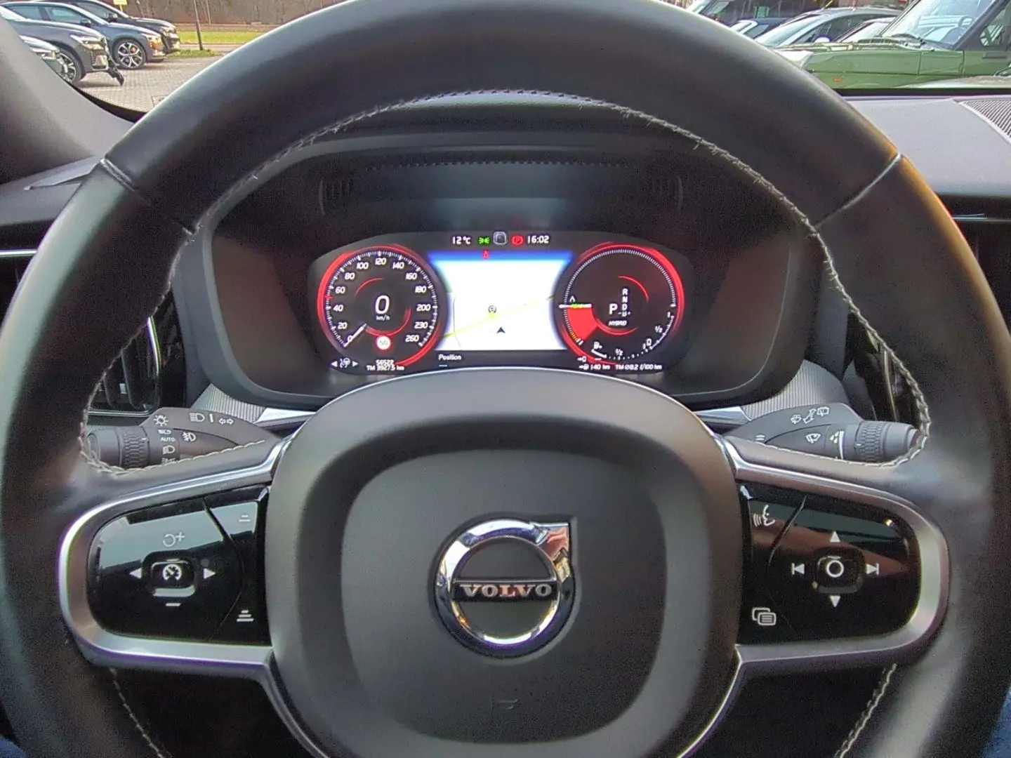 XC60 R Design Recharge Plug-In Hybrid AWD T8 Twi