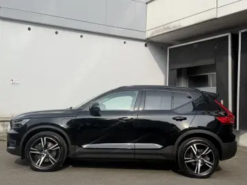 XC40 R Design Expression Recharge Plug-In Hybrid