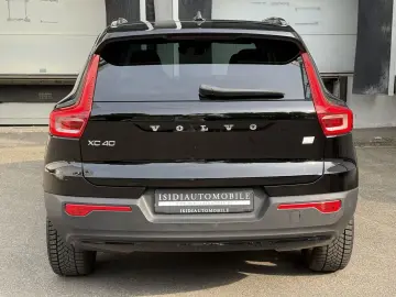 XC40 R Design Expression Recharge Plug-In Hybrid